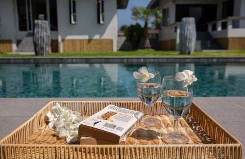 Plai Laem Villa | Danisam Estate 4br Private Pool Sunset Beachfront