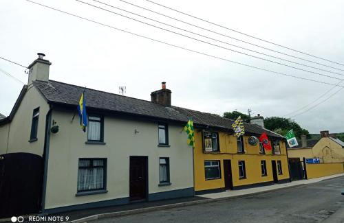 Broadford Hotel | Danny's Bar & accommodation Broadford county Clare