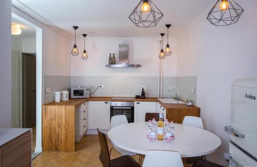 Ujlak Apartment | Danube Residence