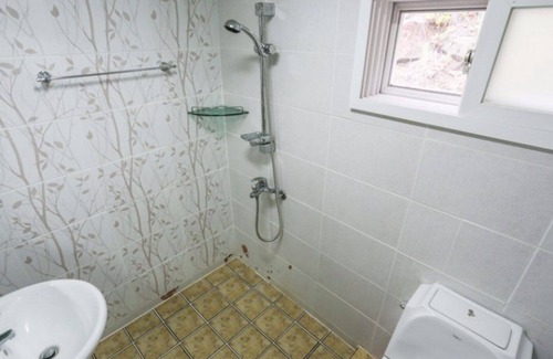 Danyang House | Danyang Blue Pension