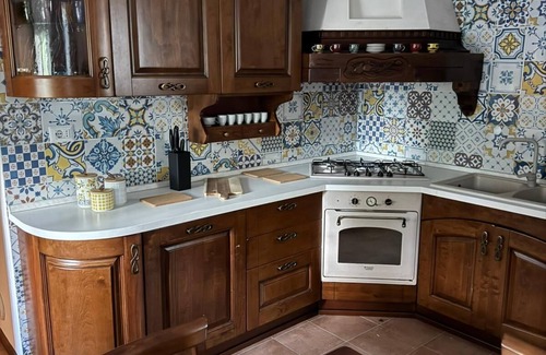 Vinchiaturo Villa | Daphne Estate