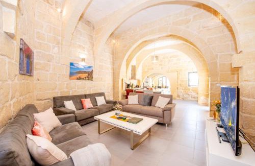 Xewkija House | Dar Tal-Moghoz Holiday Home