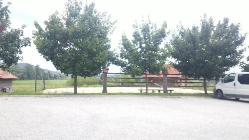 Domzale House | Darja Guesthouse