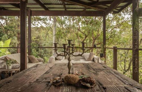 Yandina Creek House | Dark Moon House