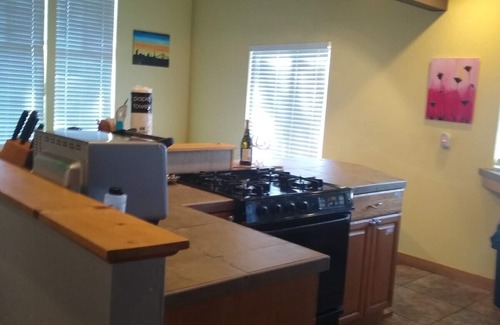 Dollar Point House | Darling Cabin at the Heart of Tahoe City. Pool. Jacuzzi. Wifi. Tennis.