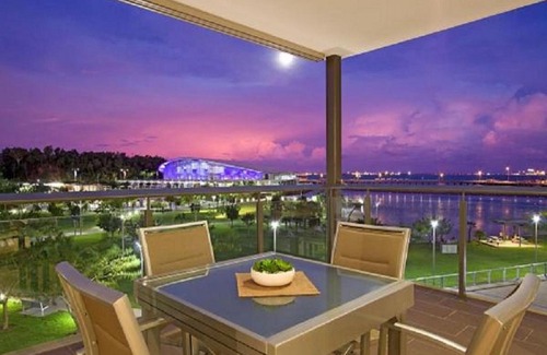 Darwin City Centre Apartment | Darwin Waterfront Wharf Escape Holiday Apartments