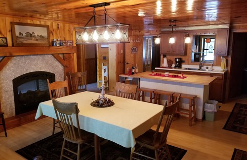 Crivitz Cottage | DASLR will Keep You Coming Back