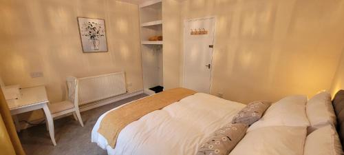 Atherstone Apartment | Data House Holiday Apartment