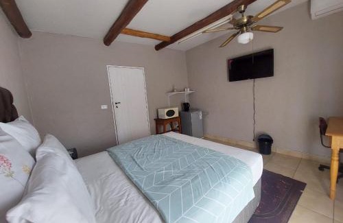 Scottsville Bed & Breakfast | Daven Guest House