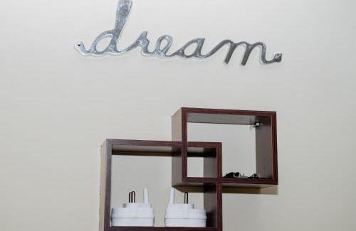 Oshakati Apartment | Davi Bliss