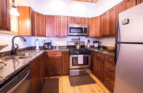 Canaan Valley House | Davis, WV 2BR full kitchen NR Stumptown Ales