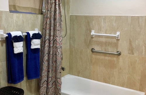 Nassau Apartment | Dawson's Hideaway #2