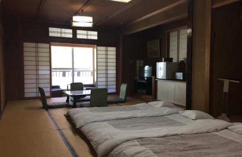 Yudanaka Shibu Onsen Hotel | Daymaruya Ryokan