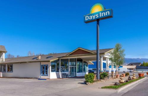 Delta Hotel | Days Inn by Wyndham Delta CO