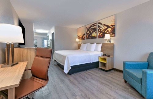 Greenville Hotel | Days Inn by Wyndham Greenville MS