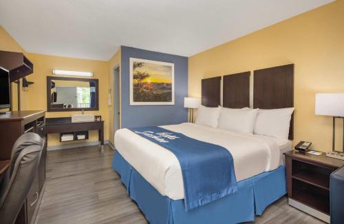 Muscle Shoals Hotel | Days Inn by Wyndham Muscle Shoals