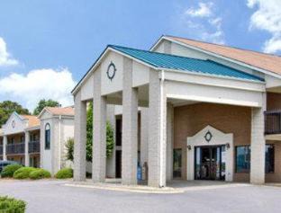 Mooresville Hotel | Days Inn by Wyndham Mooresville Lake Norman