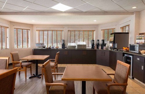 Swift Current Hotel | Days Inn by Wyndham Swift Current