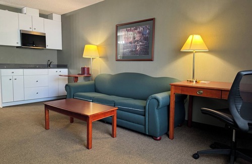 Whitecourt Hotel | Days Inn by Wyndham Whitecourt