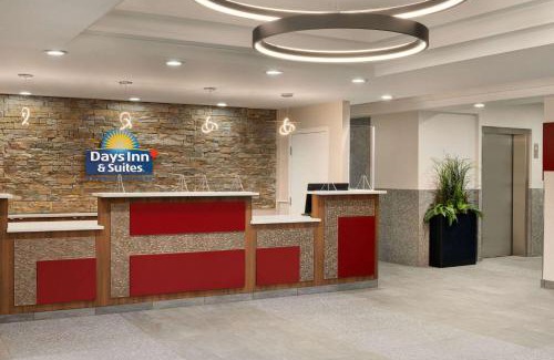 Sherwood Park Hotel | Days Inn & Suites by Wyndham Sherwood Park Edmonton