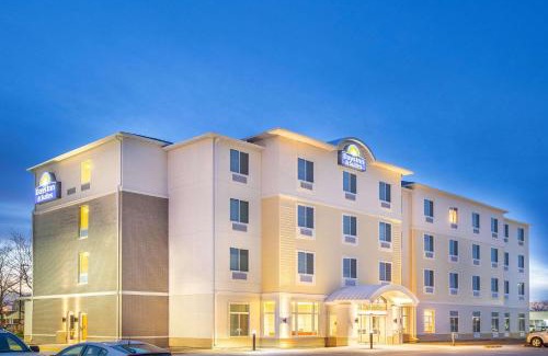 Kearney Hotel | Days Inn & Suites by Wyndham Kearney NE