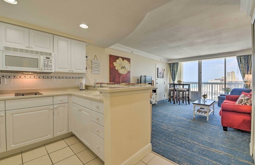 Ortona Park Apartment | Daytona Beachfront Condo w/Ocean View