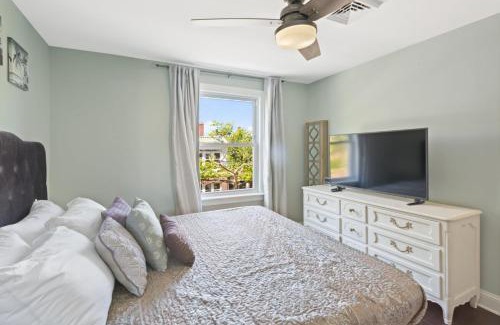 Ventnor City Apartment | Dazzling Bungalow within 2 Blocks of Beach