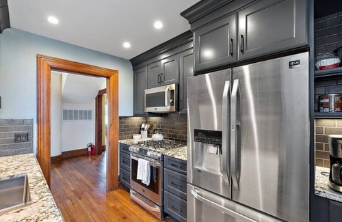 Midtown House | DC Whitney Mansion + Carriage House