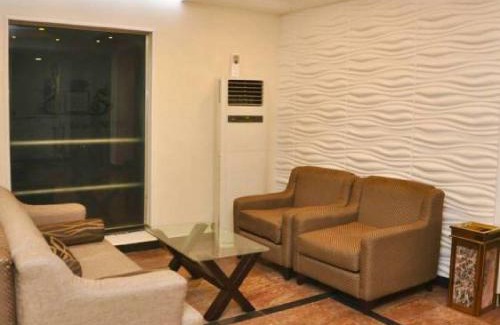 Yenagoa Cabin | De Brass Suites Hotel - Deluxe