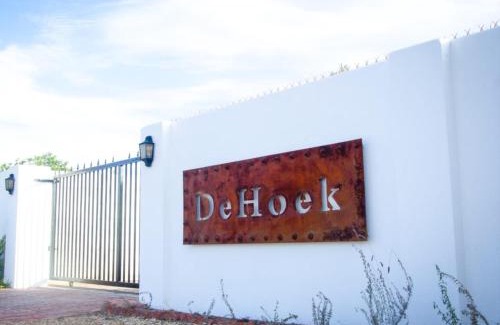 Beaufort West Apartment | De Hoek Selfsorg Eenhede