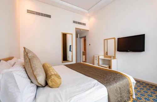 South West Hotel | De Hotel Belwood Near IGI Delhi Airport