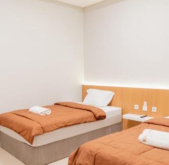 Gerung House | De Luna Guest House