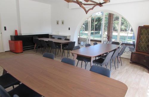 Lagen Rooi House | De Spreekkamer