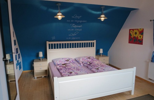 Stolberg Apartment | Very large (approx. 100 m²) beautifully furnished vacation apartment in Stolberg-Vicht