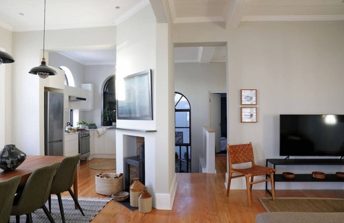 Sea Point House | Deane House - Number 17