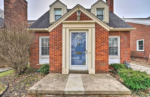 Dearborn Cottage | Dearborn Home w/Games & Furnished Patio