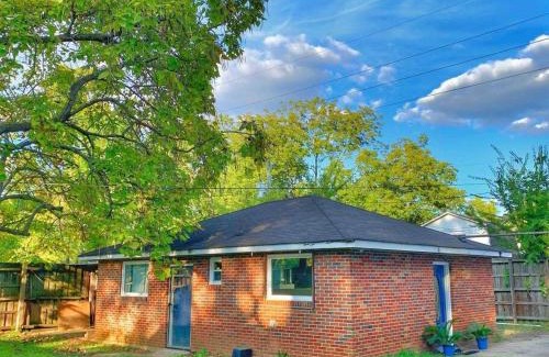 Decatur House | Decatur Bungalow Delight Modern Stay