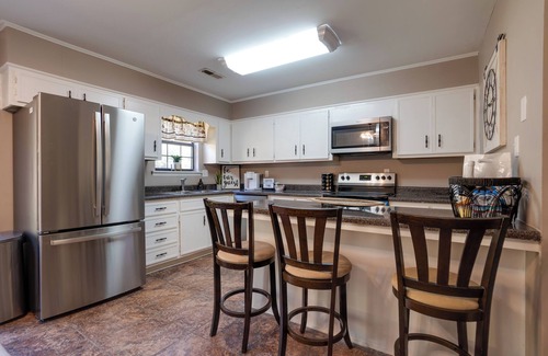 Decatur House | Decatur Vacation Rental Retreat w/Private Yard!