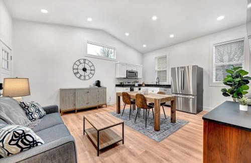 Siloam Springs House | Decca's Guesthouse