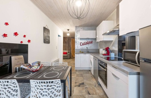 Le Puy-en-Velay Apartment | ★ Deco ★ City centre ★ Easy Parking ★ WIFI ★