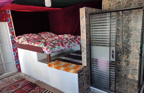 DogubeyazIt House | Dede Sebo Camping