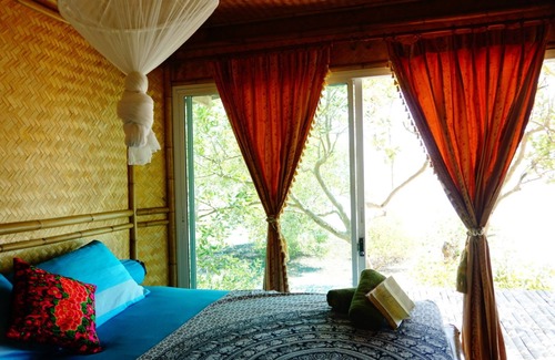 Ko Lanta Old Town House | Deep House Seaview
