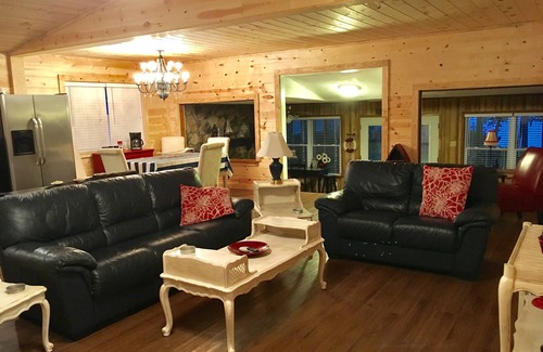 Cedar Creek Reservoir House | Deep Water Tranquility Cove 4/2