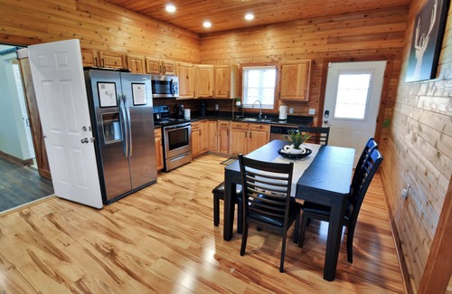 Cave City House | Deer Jenny at Mammoth Cave NP! w/Fire Pit!