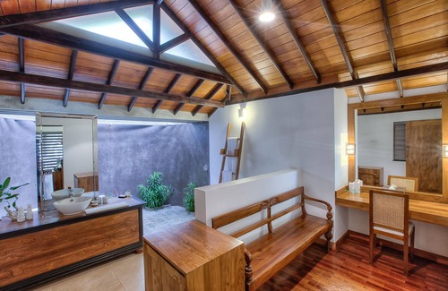 Hingurakgala Hotel | Deer Park Hotel