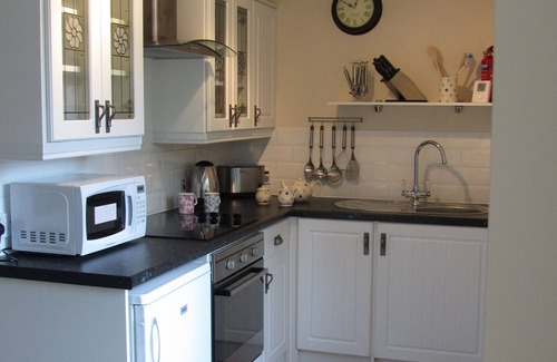 Thorpe Market Cottage | Deerewood Cottage - Set Around An Old Farmyard In A Village Location