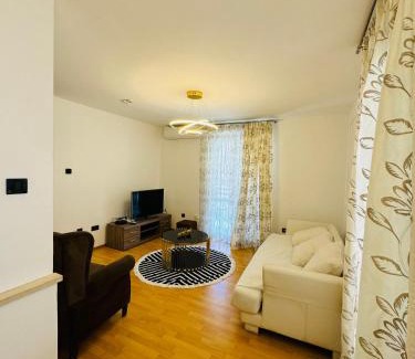 Lazi Apartment | Del Mar