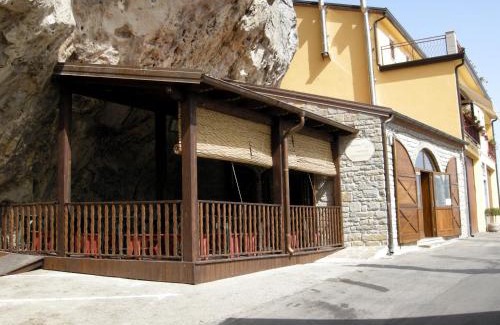 Pietrapertosa Bed & Breakfast | Delfino