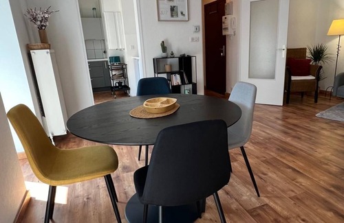 Epinal Apartment | Delightful 2-bedroom apartment with WiFi in charming Épinal and Private car park