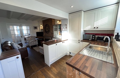Flamborough Cottage | Delightful Cockle Cottage with Annex